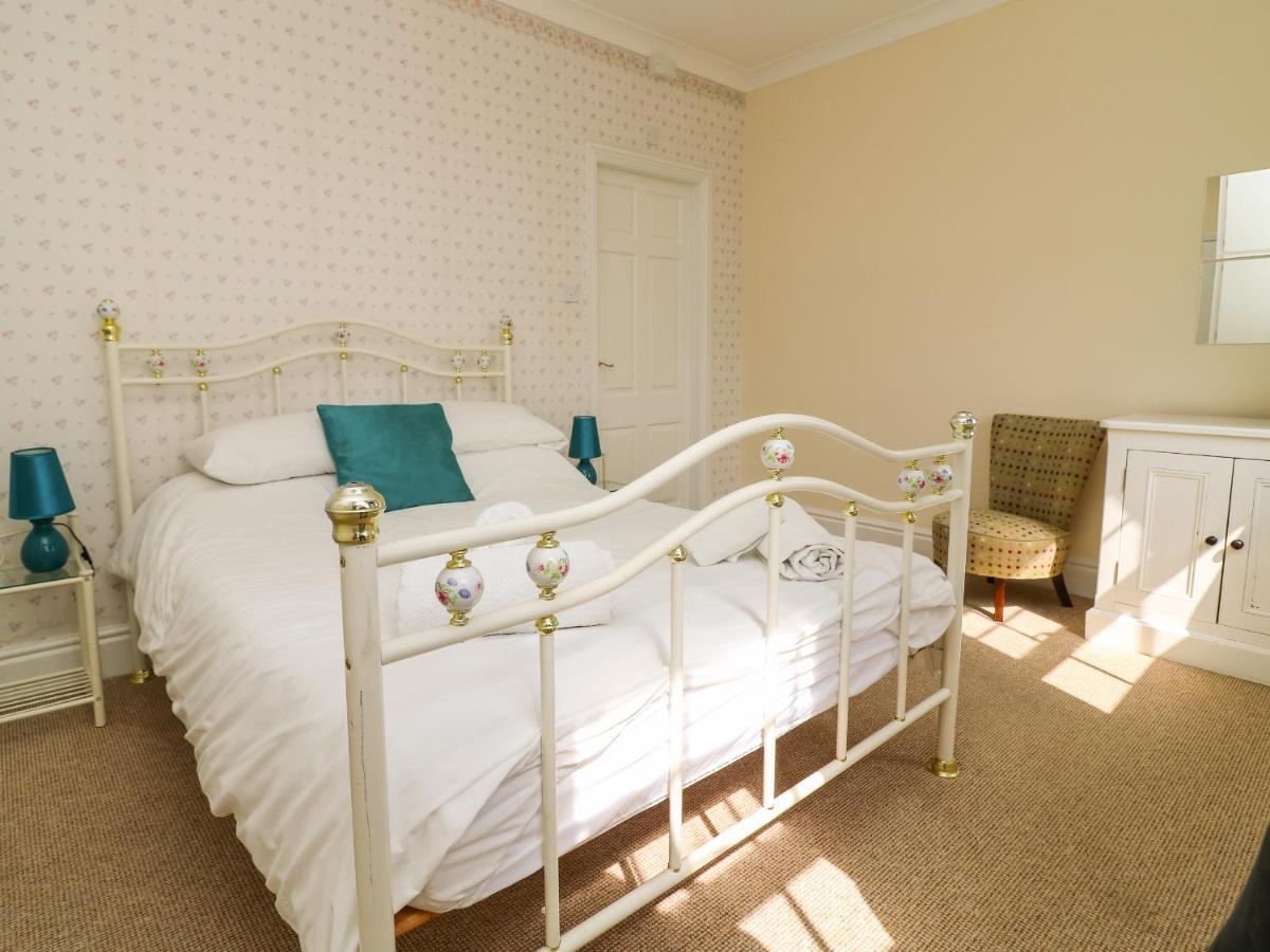 Woodhill Villa Bentley  ภายนอก รูปภาพ